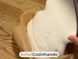 ​A nuvem de maçã é o equilíbrio perfeito entre doçura e leveza. Com uma textura que lembra um marshmallow caseiro,