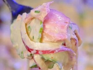 salada de atum e pepino low carb
