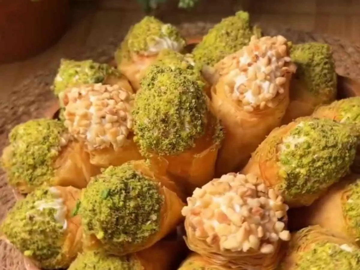 O segredo da Sobremesa Turca que derrete na boca: Você nunca viu uma Baklava assim!