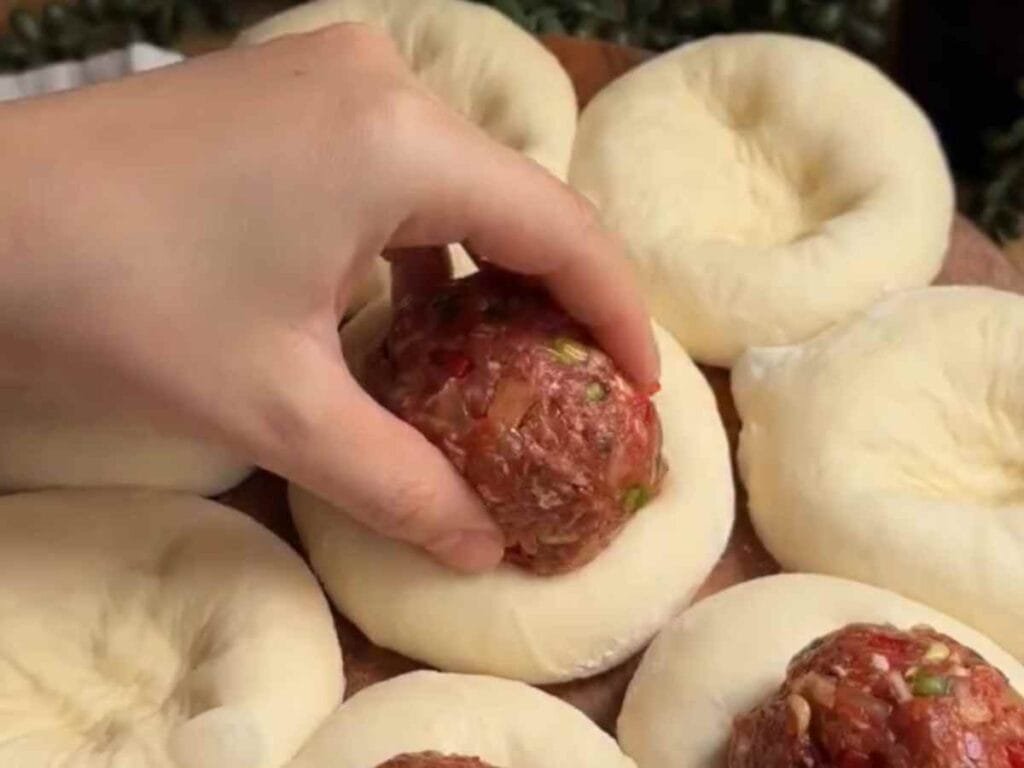 Pide com carne moida