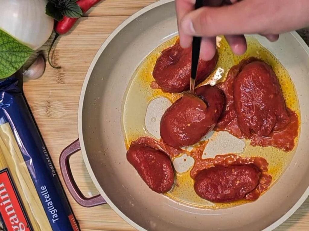 Tagliatelle al Pomodoro Paganini